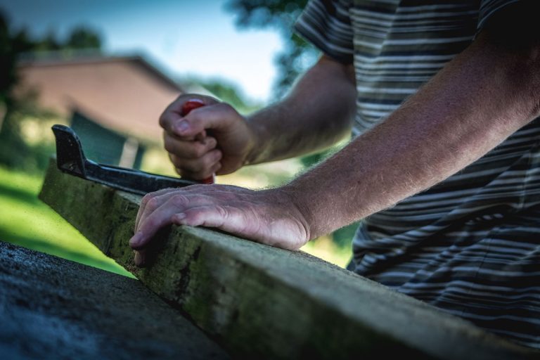 Sicherheit beim Arbeiten mit Holz